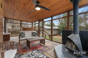 Elegant Escape Gourmet Kitchen and Outdoor Living